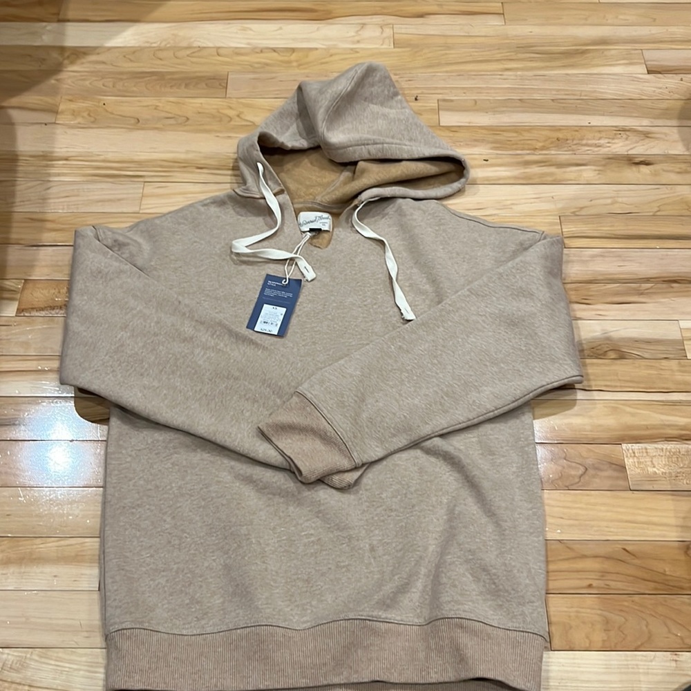 BRAND NEW Women’s hoodie size XS
